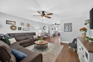372 E Shadyside Circle, West Palm Beach, FL 33415 - MLS#R11110649