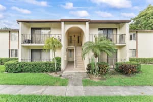 4787 Sable Pine Circle B2, West Palm Beach