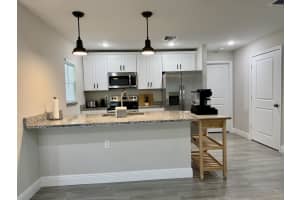 930 SW 44th Boulevard, Okeechobee, FL 34974 Sold 11/12/25