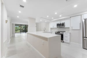 6562 Boca Del Mar Drive 122, Boca Raton, FL 33433 Sold 10/27/25