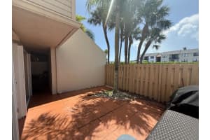 612 Executive Center Drive 107, West Palm Beach, FL 33401 - MLS#R11110729