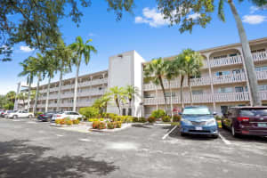 2004 Granada Drive H3, Coconut Creek