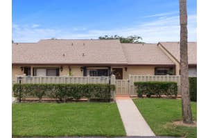 1018 Green Pine Boulevard D, West Palm Beach, FL 33409 Sold 11/10/25