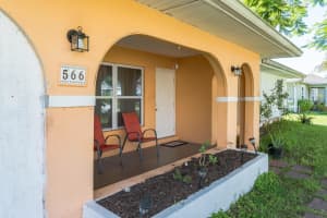 566 NW Conover Street, Port Saint Lucie, FL 34983 - MLS#R11110777