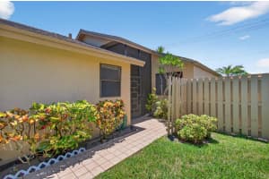 3250 NW 10th Street, Delray Beach, FL 33445 - MLS#R11110802