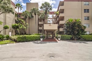 404 NW 68th Avenue 407, Plantation, FL 33317 Sold 10/31/25