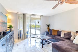 404 NW 68th Avenue 407, Plantation, FL 33317 - MLS#R11110831
