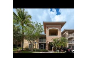 6556 Emerald Dunes Drive 207, West Palm Beach