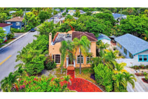 331 S Palmway, Lake Worth Beach, FL 33460 Sold 09/05/25