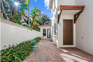 885 Taft Court, Palm Beach Gardens, FL 33418 Sold 10/17/25