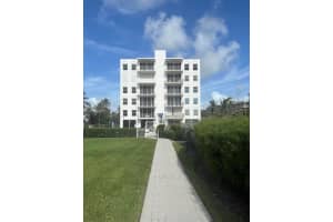 3230 S Ocean Boulevard B404, Palm Beach