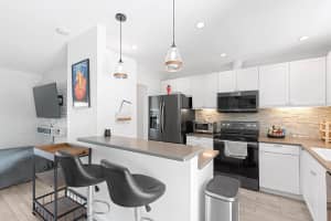 226 13th Avenue, Boynton Beach, FL 33435 - MLS#R11110916