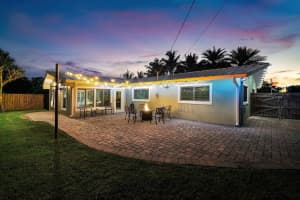 504 Gulf Road, North Palm Beach, FL 33408 Sold 11/20/25