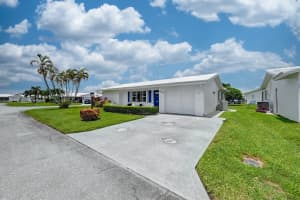 2087 SW 12th Avenue, Boynton Beach, FL 33426 - MLS#R11110921