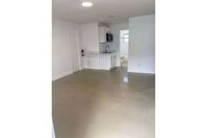 512 SW 7th Street B, Hallandale Beach, FL 33009 - MLS#R11110926