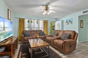 127 NE Penlynn Avenue, Port Saint Lucie, FL 34983 Sold 10/07/25