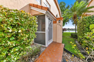 9553 Shadybrook Drive 202, Boynton Beach