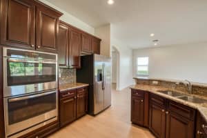 172 Manor Circle, Jupiter, FL 33458 - MLS#R11111092