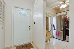 5111 Oakland Park Boulevard, Lauderdale Lakes, FL 33313 - MLS#R11111098