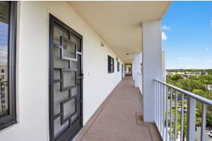 7290 Kinghurst Drive 803, Delray Beach, FL 33446 - MLS#R11111109