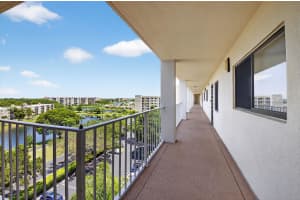 7290 Kinghurst Drive 803, Delray Beach, FL 33446 Sold 11/12/25