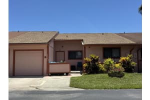 120 Mayfair Lane, Boynton Beach
