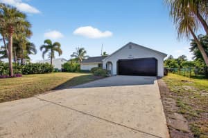 1402 SE Buckingham Terrace, Port St Lucie, FL 34952 Sold 09/02/25