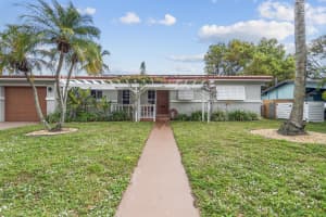 2100 SW 23rd Terrace, Fort Lauderdale, FL 33312 - MLS#R11111146