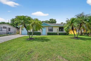 1286 W Frangipani Circle, Lake Worth