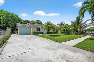 1286 W Frangipani Circle, Lake Worth, FL 33462 - MLS#R11111161