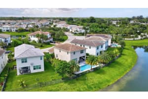 990 Veleiros Boulevard, Deerfield Beach, FL 33064 - MLS#R11111182