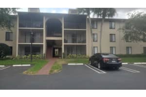 202 Foxtail Drive D2, Greenacres