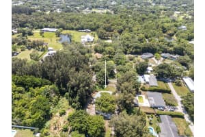 2735 6th Street, Vero Beach, FL 32968 Sold 09/03/25