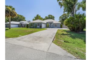 2565 44th Avenue, Vero Beach, FL 32966 - MLS#R11111279