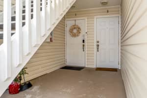 1940 Westminster Circle 7-1, Vero Beach, FL 32966 - MLS#R11111291