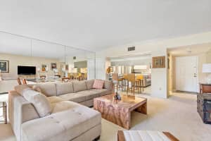 11863 Wimbledon Circle 426, Wellington, FL 33414 - MLS#R11111295