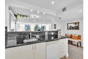 201 N Ocean Boulevard 802, Pompano Beach, FL 33062 - MLS#R11111296