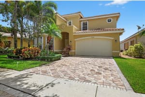 8326 Emerald Winds Circle, Boynton Beach