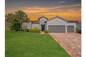 724 Sw Sea Green Street, Palm City