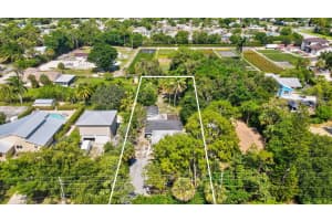 864 Chase Road, West Palm Beach, FL 33415 - MLS#R11111323