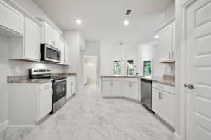 372 SW Feldman Avenue, Port Saint Lucie, FL 34953 - MLS#R11111414