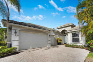 10916 Northgreen Drive, Wellington