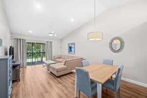 22148 Palms Way 203, Boca Raton