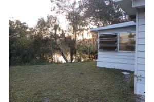 5 Quintana Roo Court, Port Saint Lucie