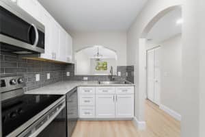 3750 N Jog Road 105, West Palm Beach, FL 33411 - MLS#R11111461
