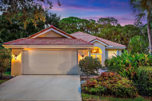 124 S Hampton Drive, Jupiter, FL 33458 Sold 09/24/25