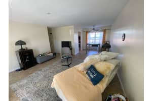 219 Lakeview 102 Avenue 102, Lantana, FL 33462 - MLS#R11111496