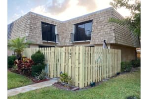 197 Lake Arbor Drive, Palm Springs, FL 33461 - MLS#R11111518