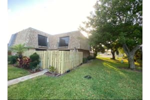 197 Lake Arbor Drive, Palm Springs, FL 33461 Sold 12/12/25