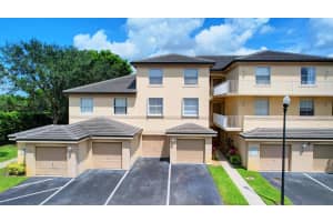 2020 Greenview Shores Boulevard 108, Wellington